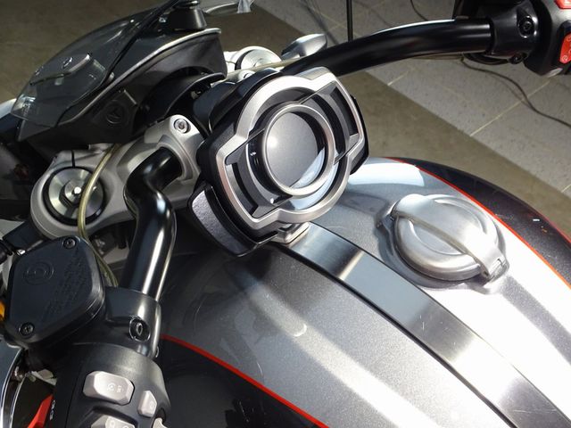 triumph - rocket-iii-gt