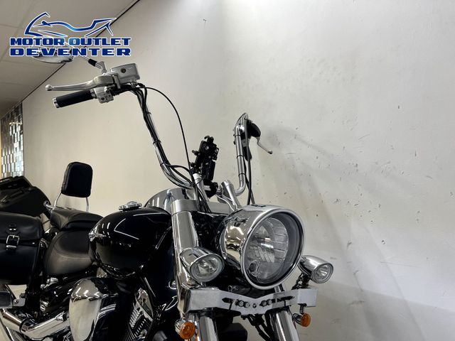 suzuki - intruder-c-1800-r