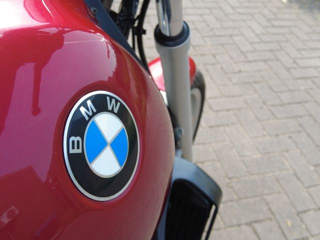 bmw - r-1100-r