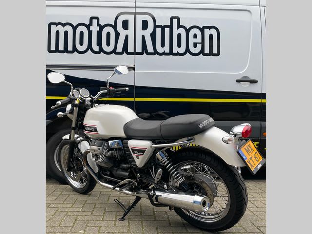 moto-guzzi - v-7-classic