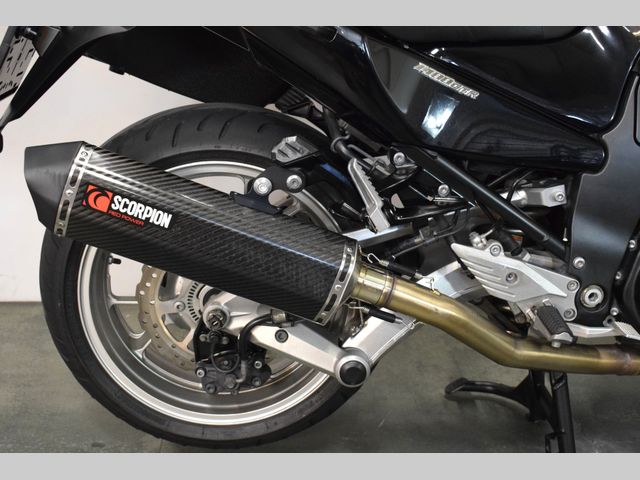 kawasaki - gtr-1400