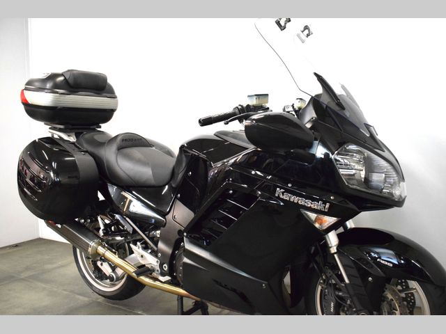 kawasaki - gtr-1400