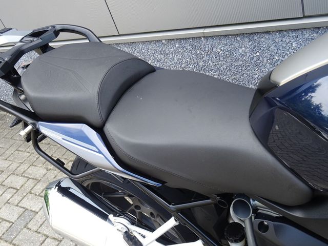 bmw - r-1250-rs