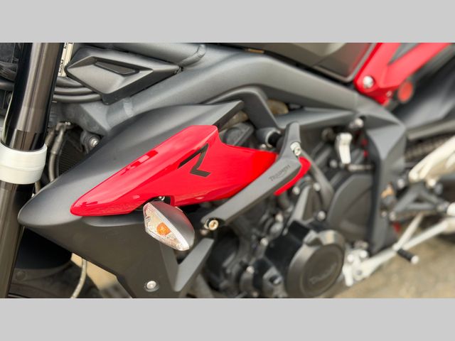 triumph - street-triple-r