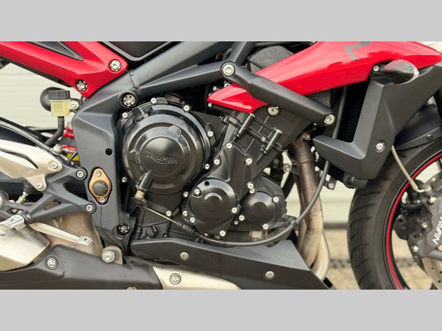triumph - street-triple-r