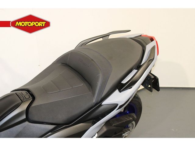 yamaha - tmax-560