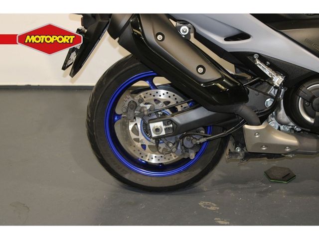 yamaha - tmax-560