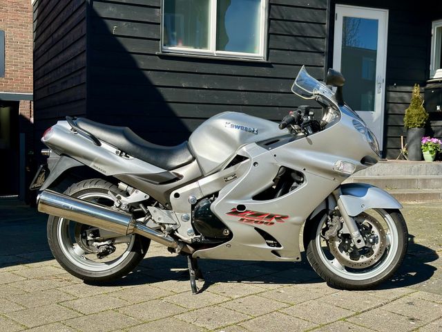 kawasaki - zzr-1200