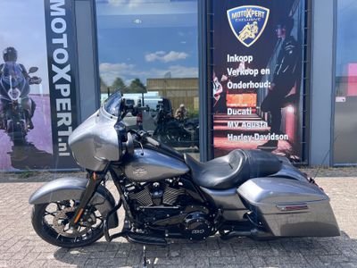 HARLEY-DAVIDSON STREET GLIDE SPECIAL 114 – foto 2
