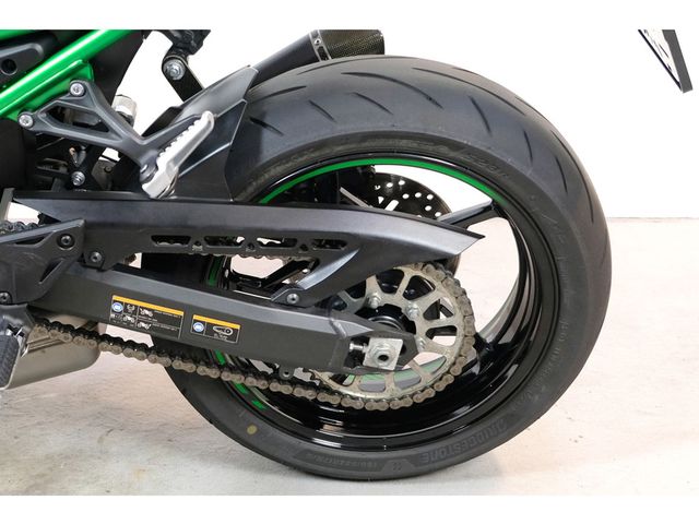 kawasaki - z900-performance