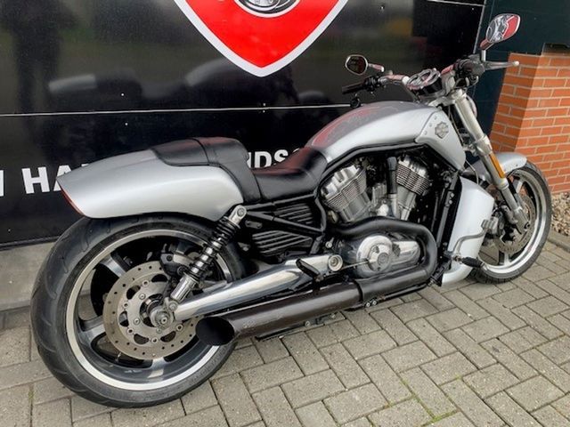 harley-davidson - v-rod-muscle-vrscf