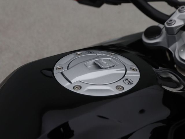 bmw - f-800-gs
