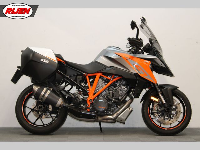 ktm - 1290-super-duke-gt