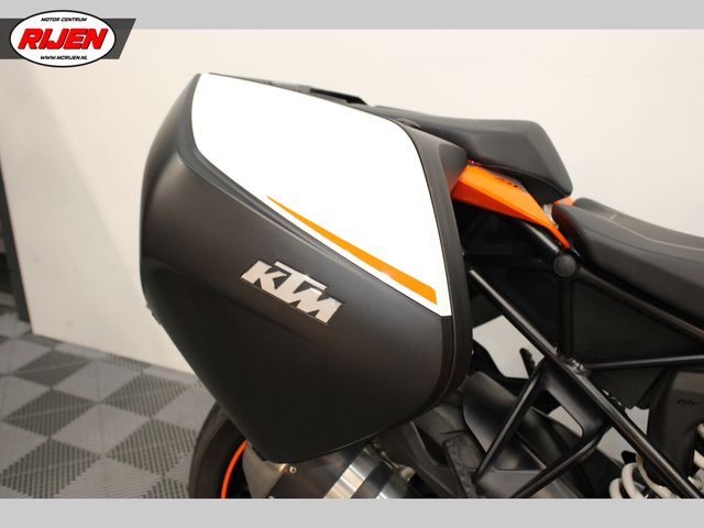 ktm - 1290-super-duke-gt