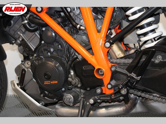 ktm - 1290-super-duke-gt