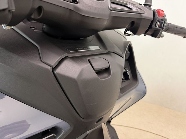 yamaha - tricity-300