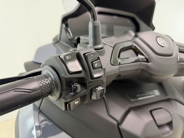 yamaha - tricity-300