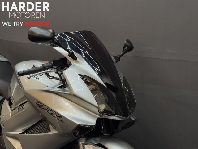 honda - vfr-800-fi-vtec-abs