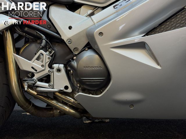 honda - vfr-800-fi-vtec-abs