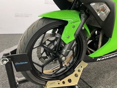 KAWASAKI NINJA 300 – foto 4