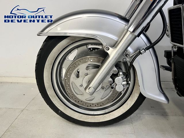 suzuki - vl-1500-intruder
