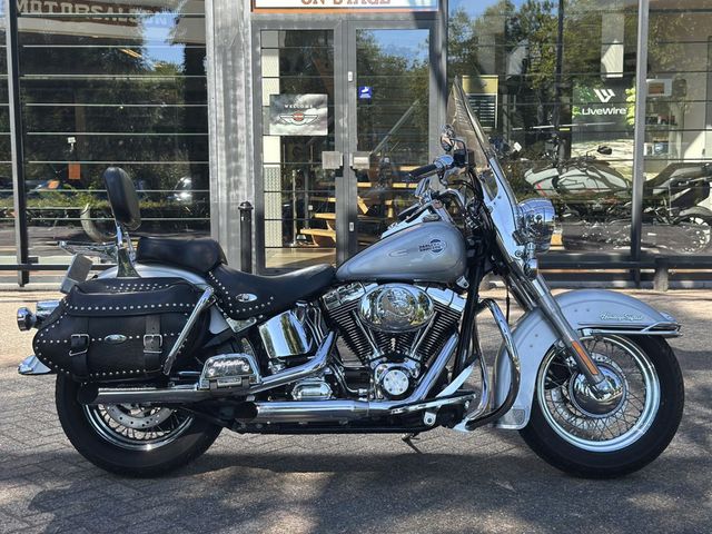 harley-davidson - heritage-softail-classic-flstc
