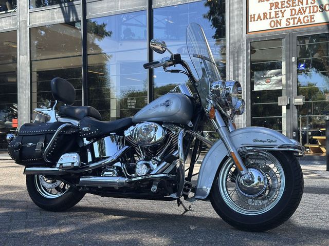 harley-davidson - heritage-softail-classic-flstc