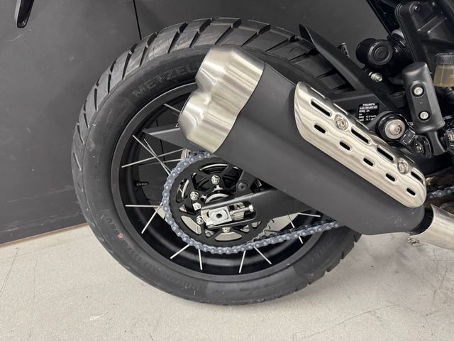 triumph - scrambler-400-xc