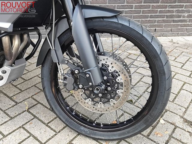 triumph - tiger-800-xcx