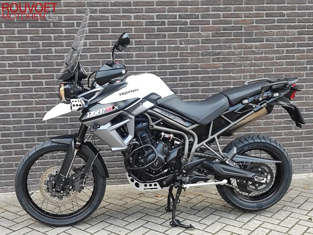 triumph - tiger-800-xcx