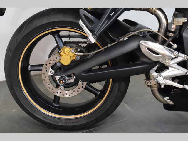 triumph - street-triple-675