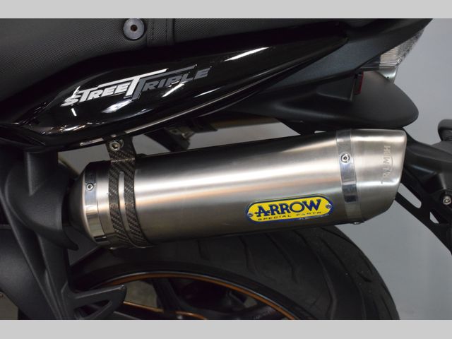 triumph - street-triple-675