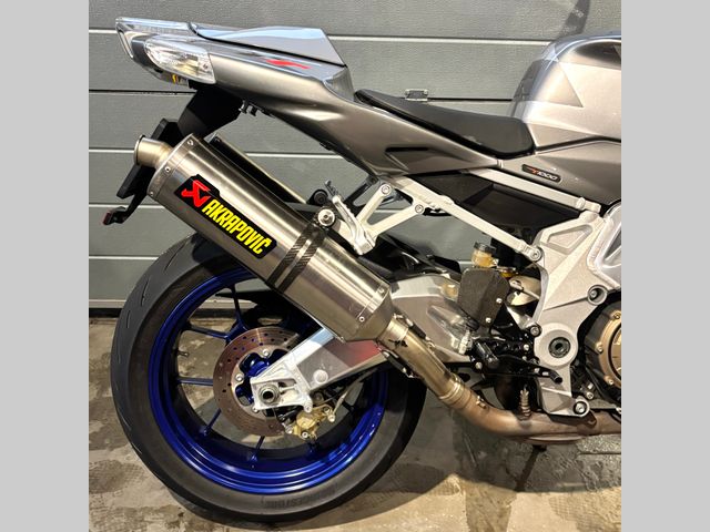 aprilia - tuono-1000-r