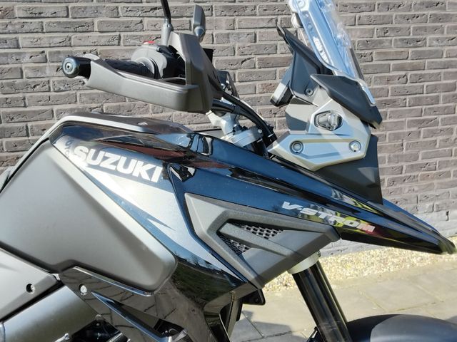 suzuki - v-strom-1050
