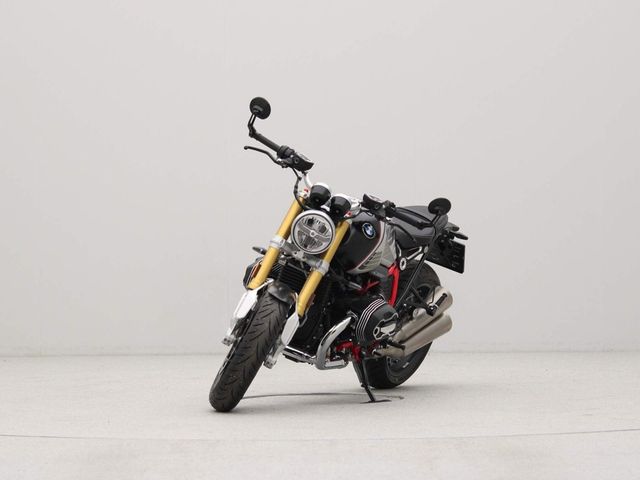 bmw - r-nine-t