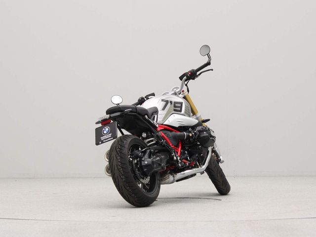 bmw - r-nine-t