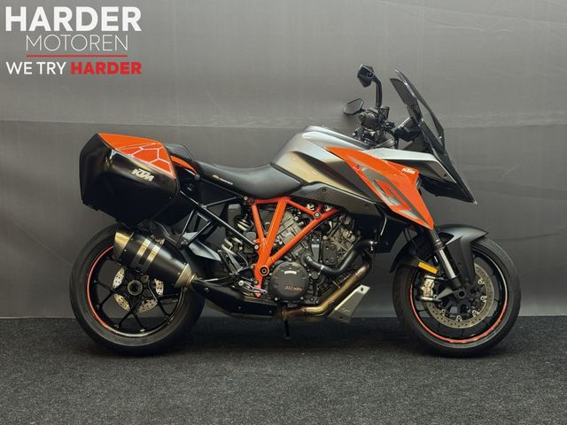 ktm - 1290-super-duke-gt