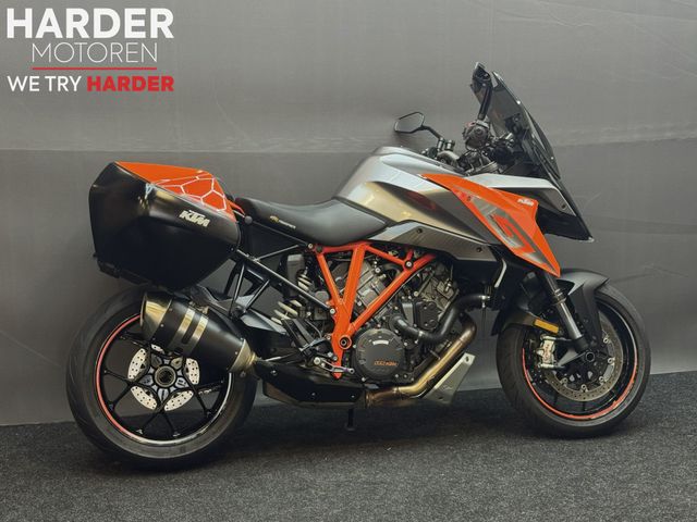 ktm - 1290-super-duke-gt