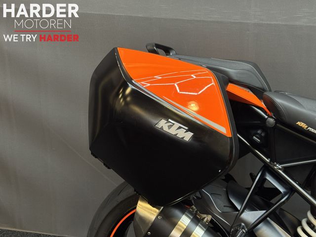 ktm - 1290-super-duke-gt