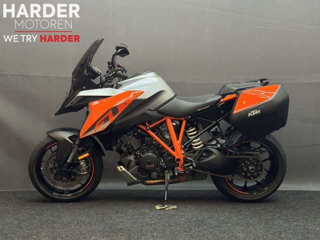ktm - 1290-super-duke-gt