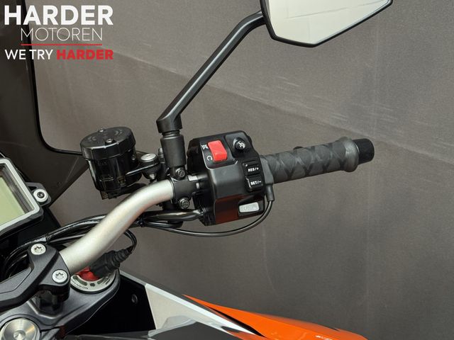 ktm - 1290-super-duke-gt