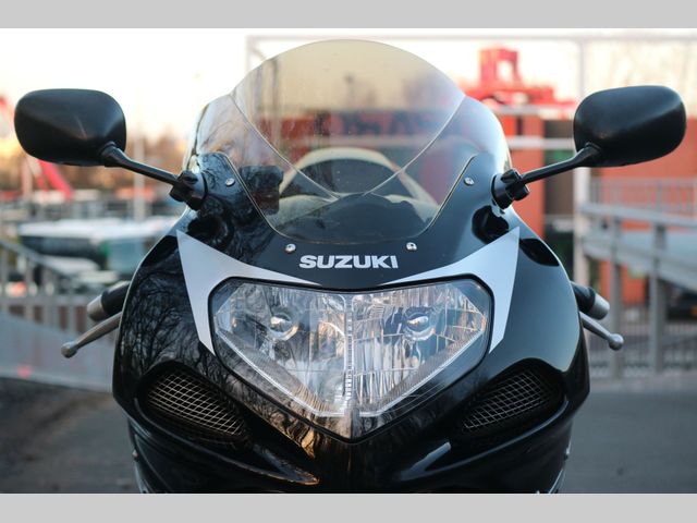 suzuki - gsx-r-600