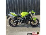 TRIUMPH STREET TRIPLE