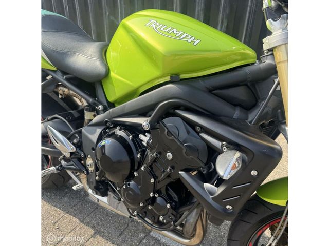 triumph - street-triple