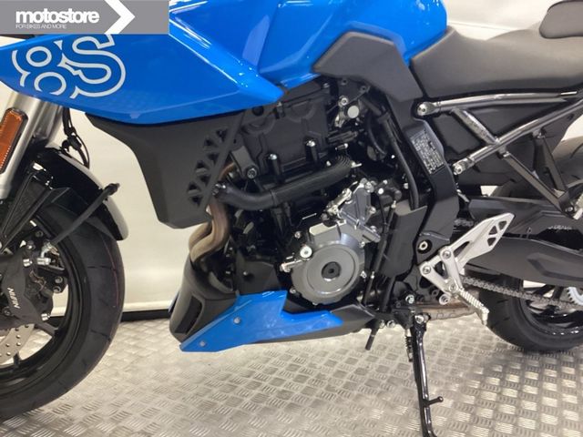suzuki - gsx-8s