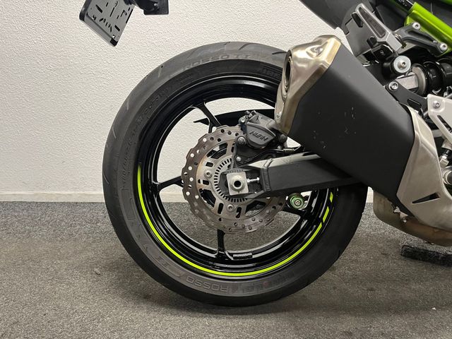 kawasaki - z900