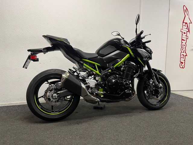 kawasaki - z900