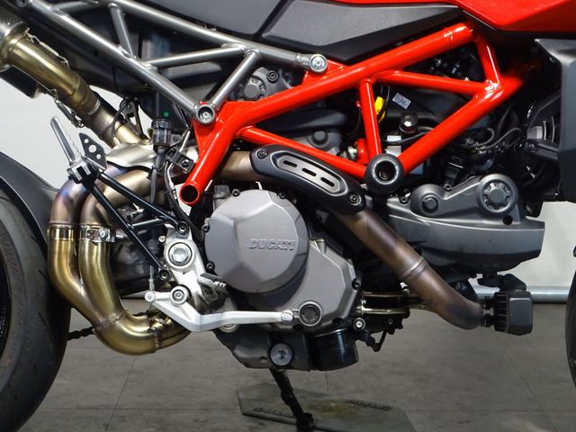 ducati - hypermotard-950