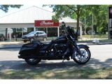HARLEY-DAVIDSON STREET GLIDE FLHX