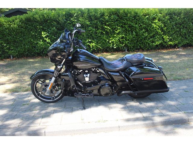 harley-davidson - street-glide-flhx